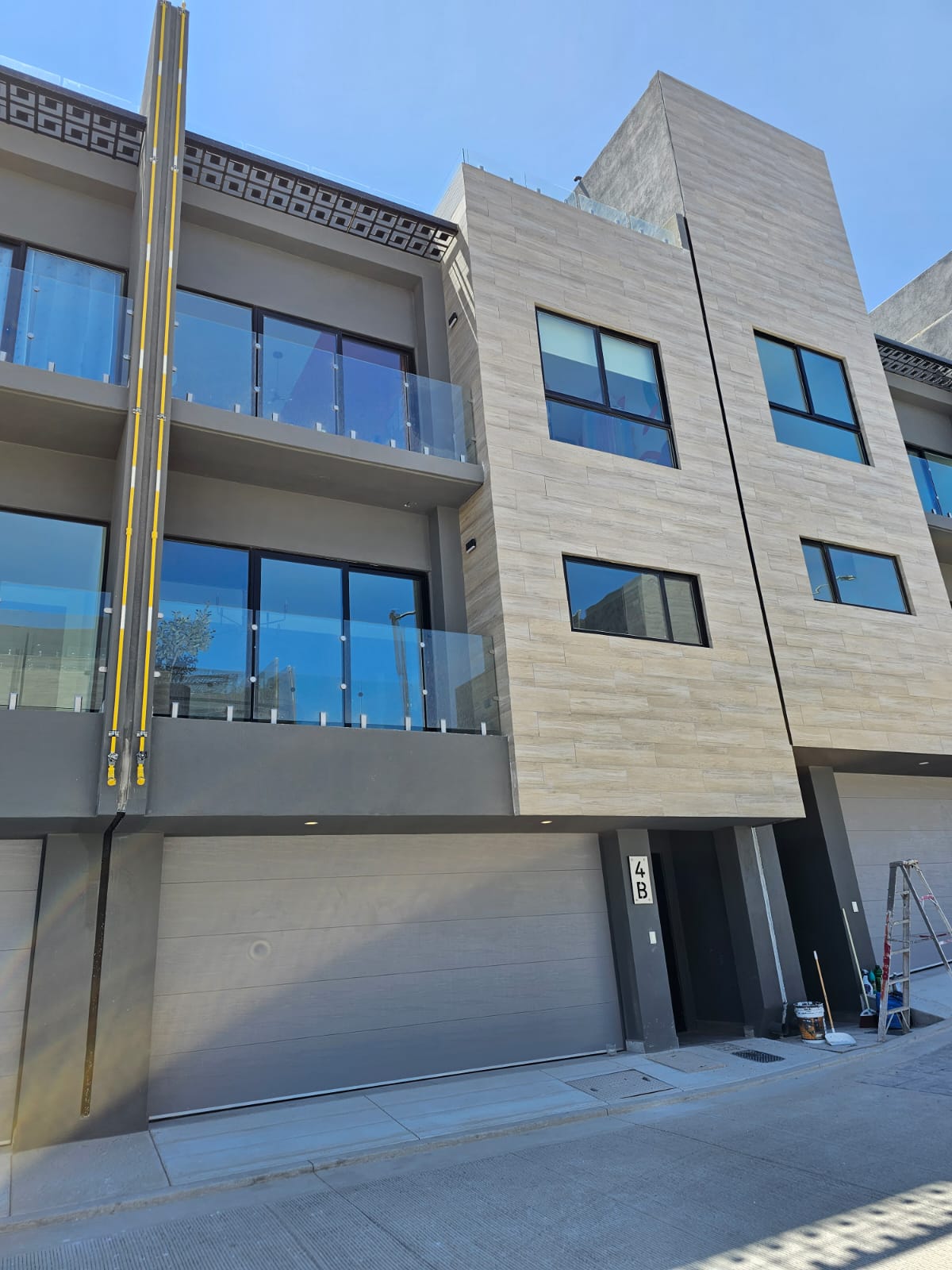 UPTOWN TOWNHOUSES